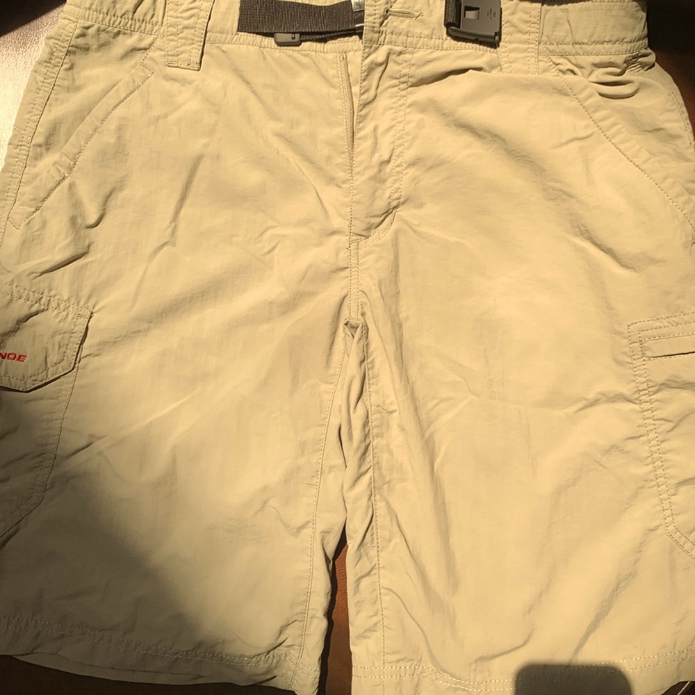 Men’s swim shorts